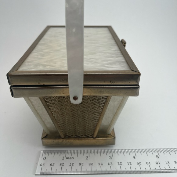 Vintage 40’s Tyrolean NY Woman Lucite Pearl & Gold Metal with Mirror Box Bag - Picture 10 of 13